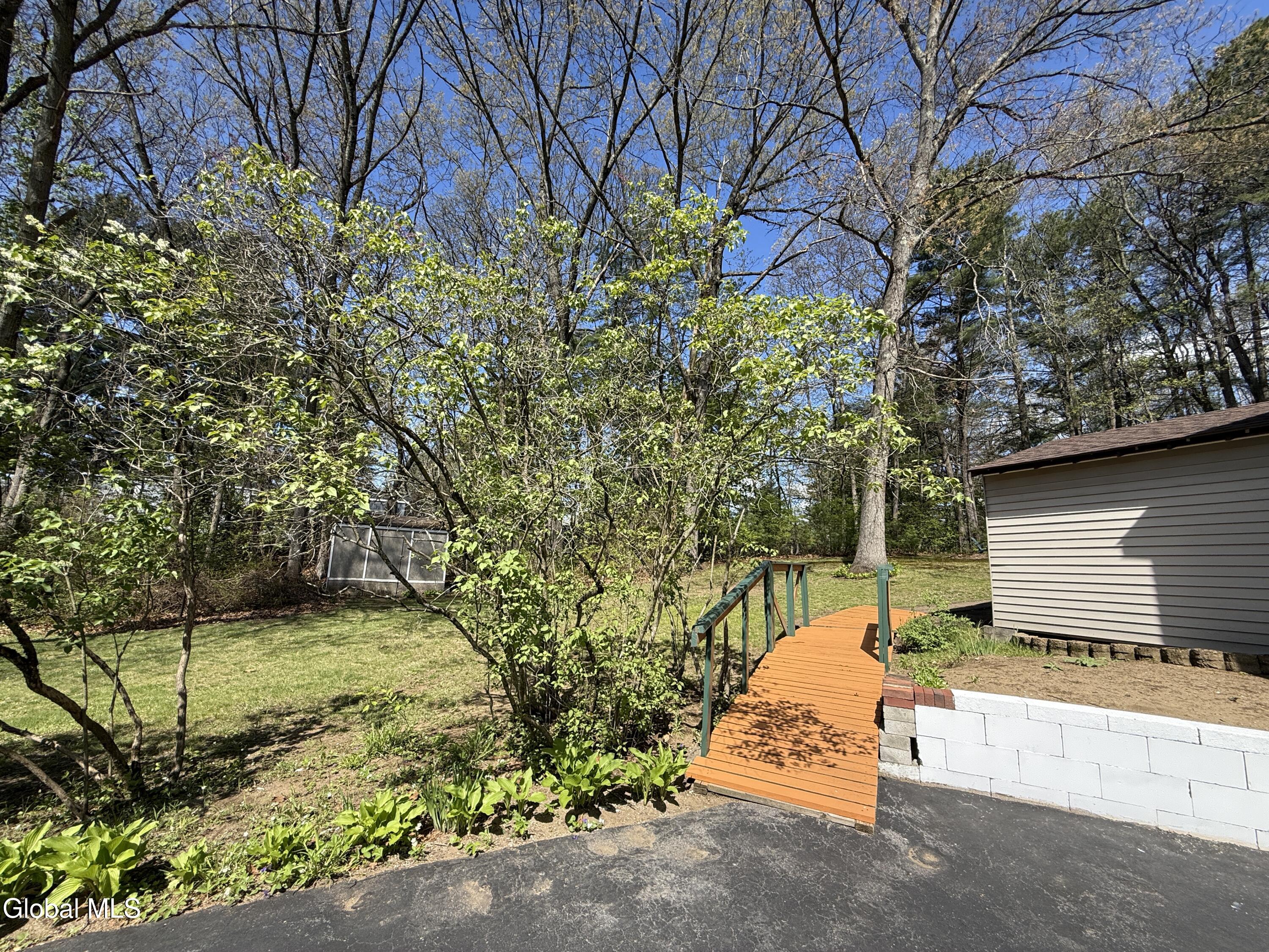 8 Kimberly Lane Moreau NY 12828