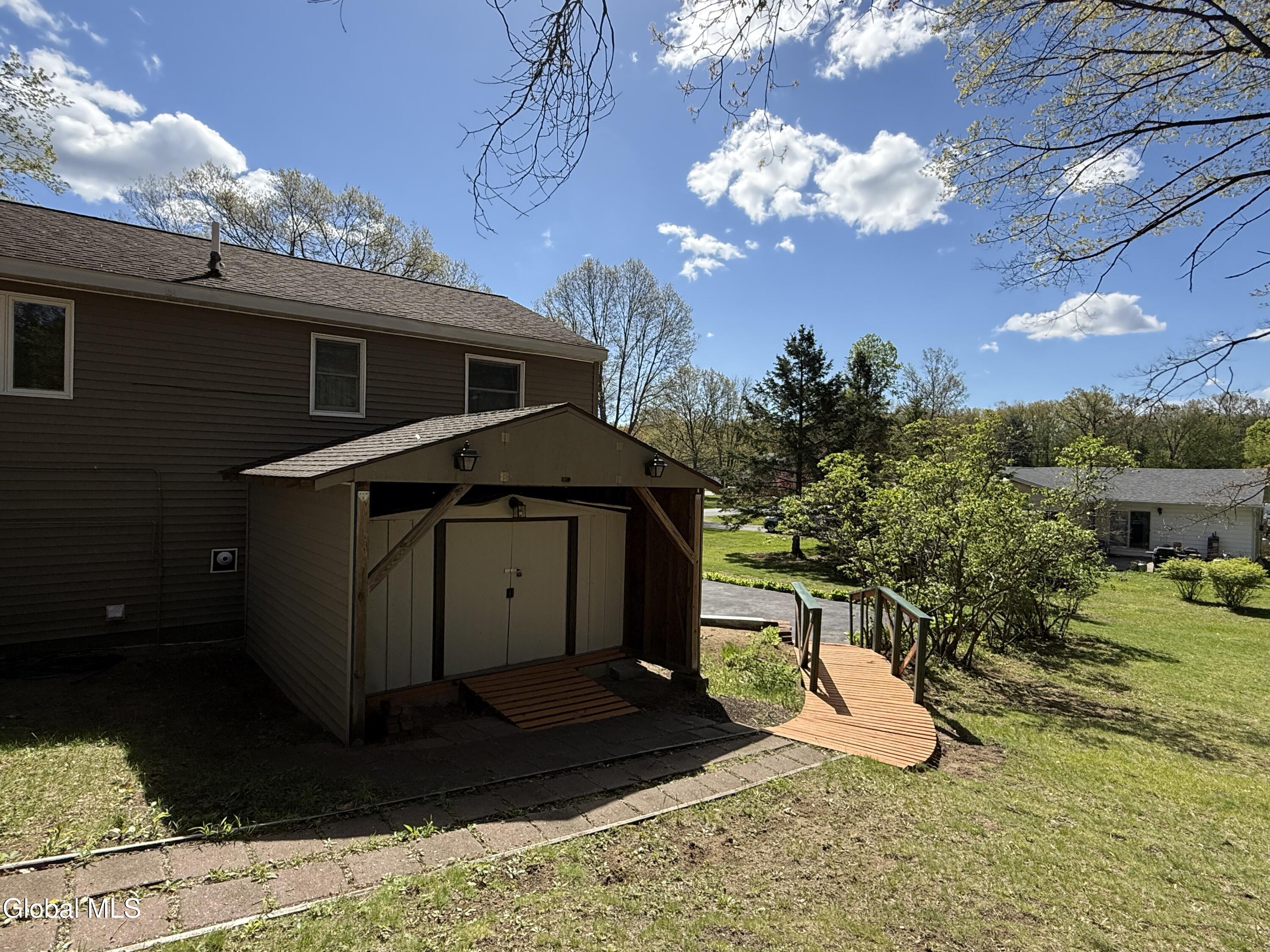 8 Kimberly Lane Moreau NY 12828