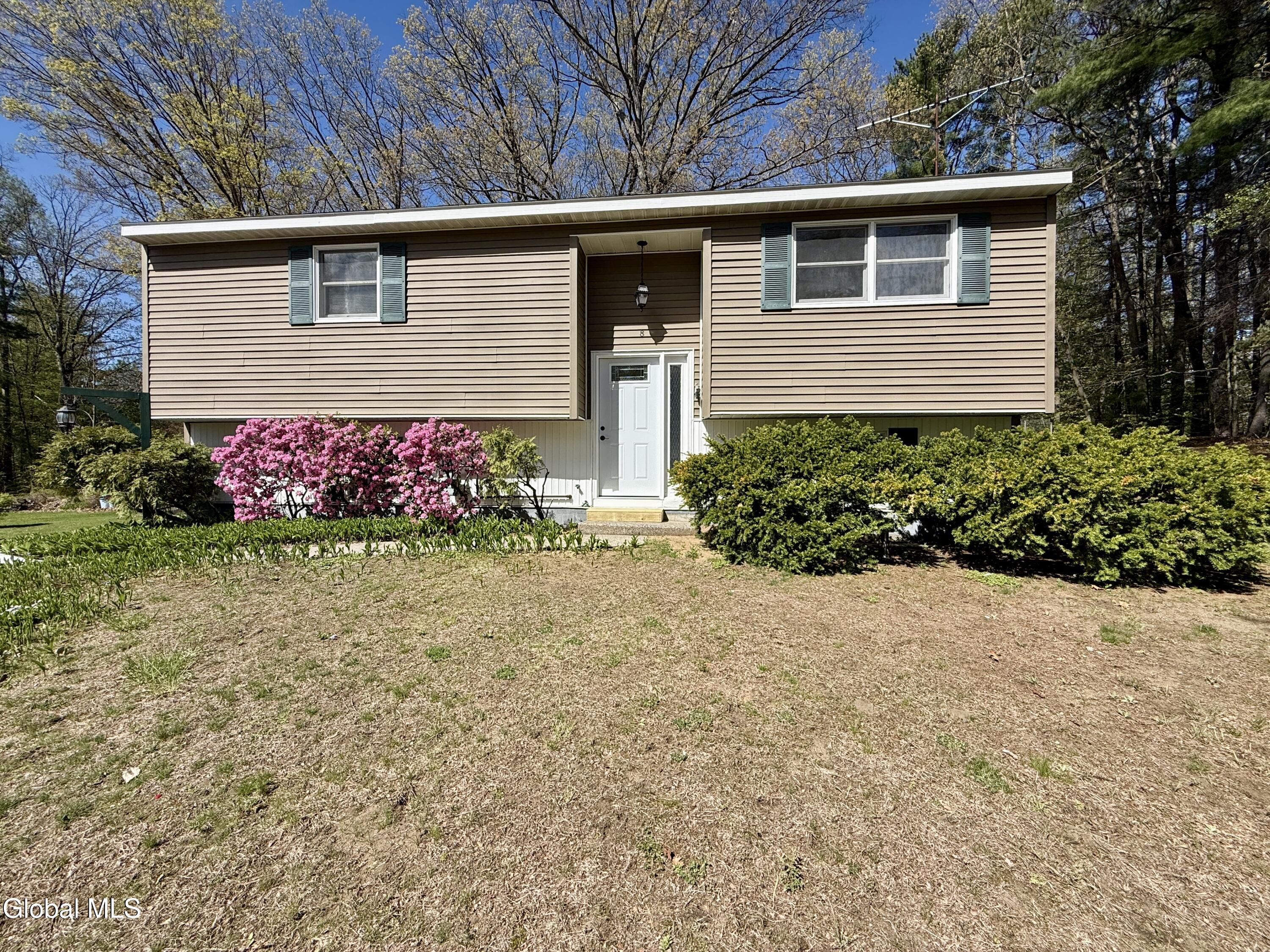 8 Kimberly Lane Moreau NY 12828