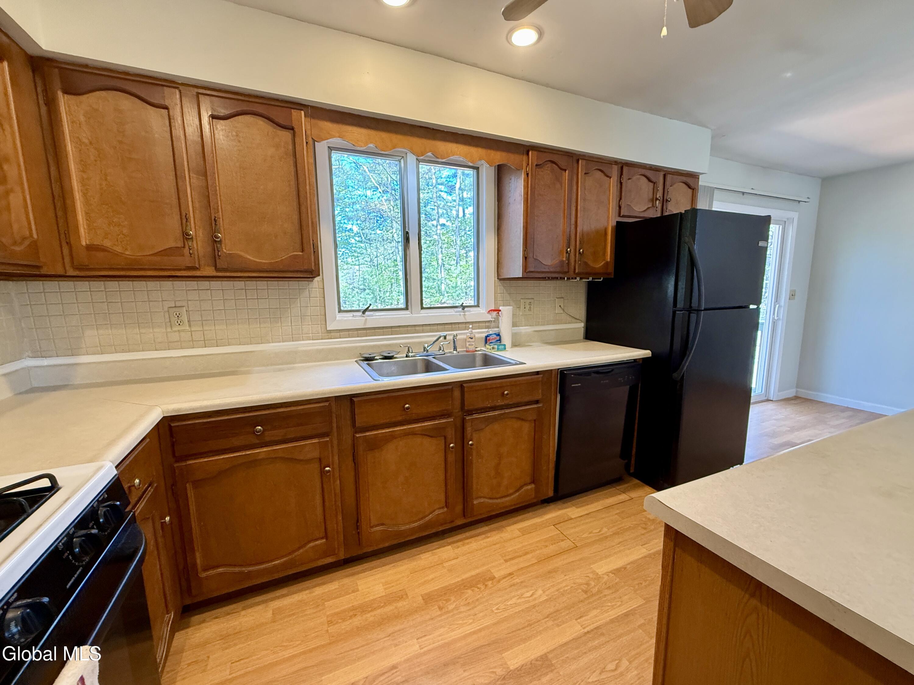 8 Kimberly Lane Moreau NY 12828
