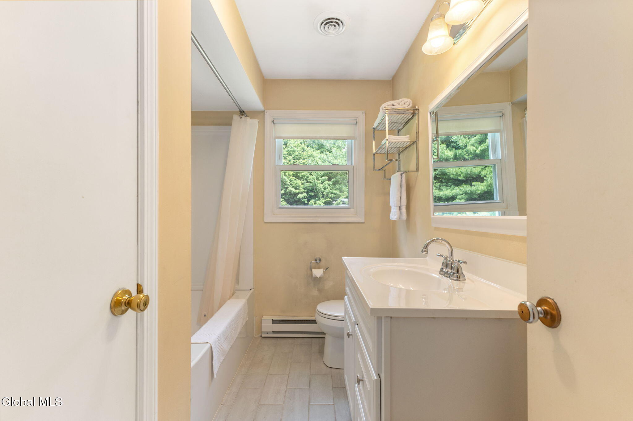 12 Lakewood Drive Saratoga Springs NY 12866