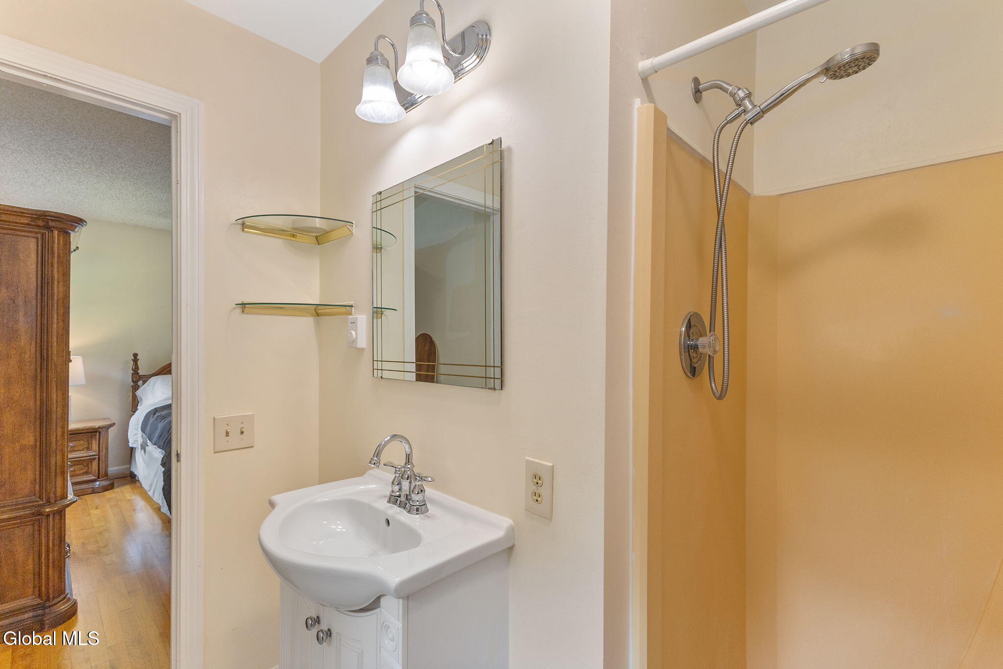 12 Lakewood Drive Saratoga Springs NY 12866