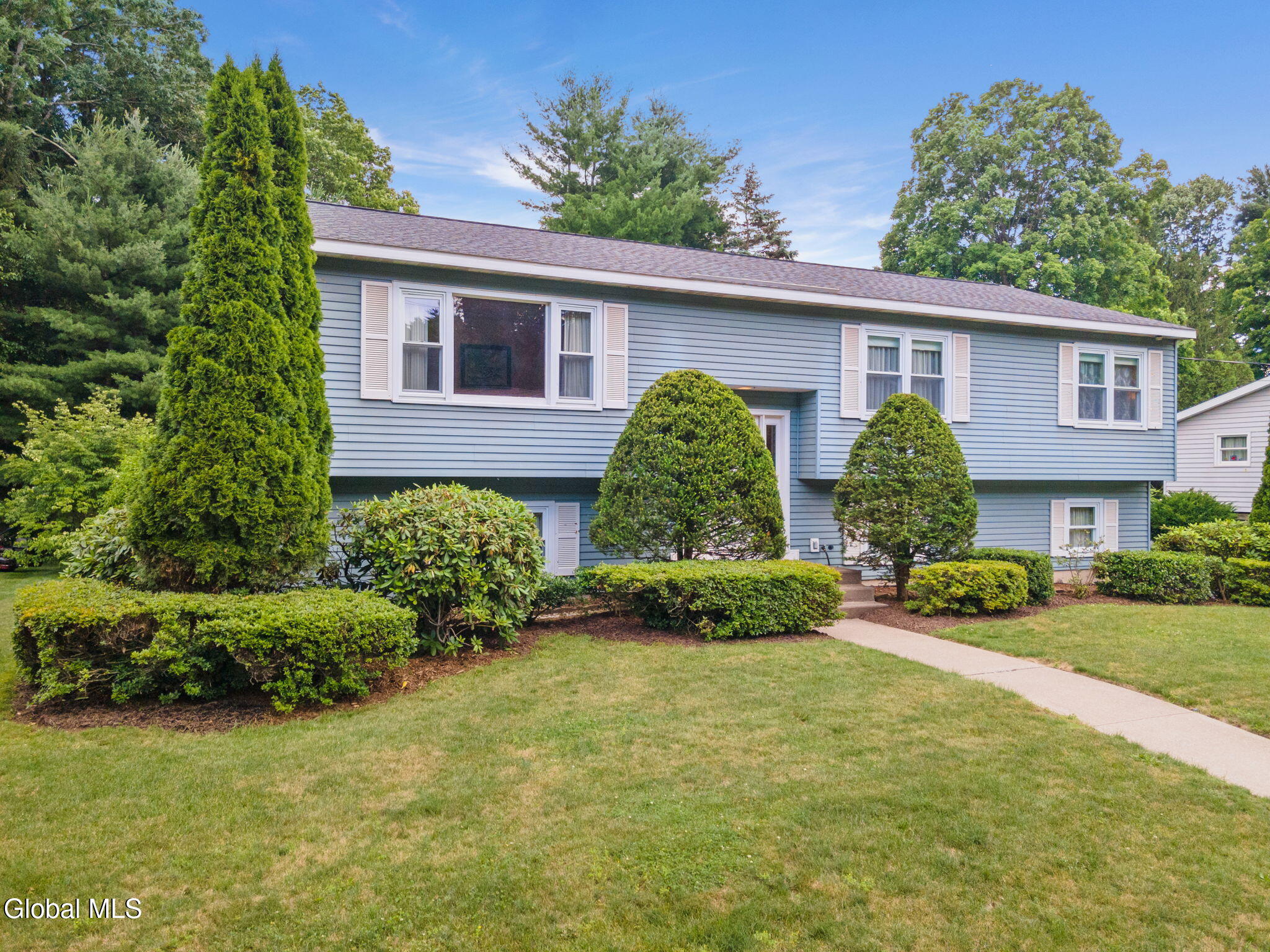 12 Lakewood Drive Saratoga Springs NY 12866