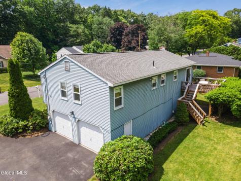 12 Lakewood Drive Saratoga Springs NY 12866