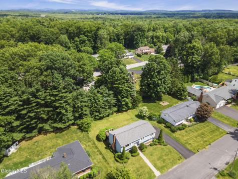 12 Lakewood Drive Saratoga Springs NY 12866
