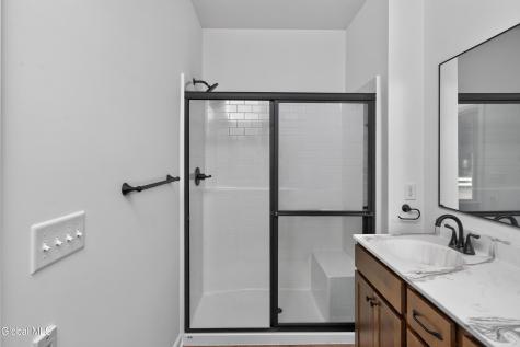 107 Whispering Pines Way Schenectady NY 12306