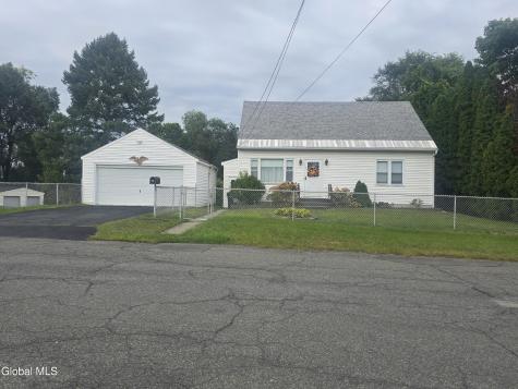 31 Breslin Avenue Cohoes NY 12047