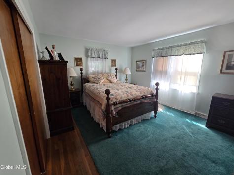 31 Breslin Avenue Cohoes NY 12047