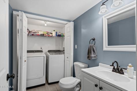 6 Acorn Avenue Rensselaer NY 12144