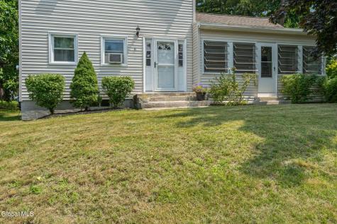 6 Acorn Avenue Rensselaer NY 12144