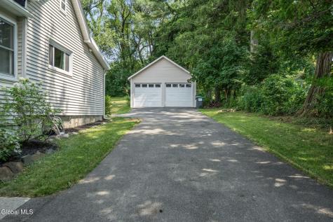 6 Acorn Avenue Rensselaer NY 12144