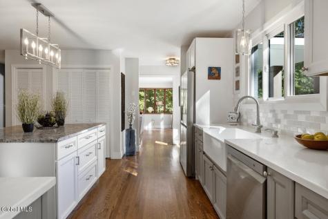 206 Van Aernem Road Ballston Spa NY 12020