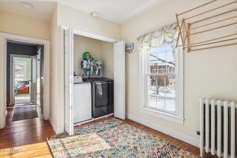 352 Main Street Schoharie NY 12157