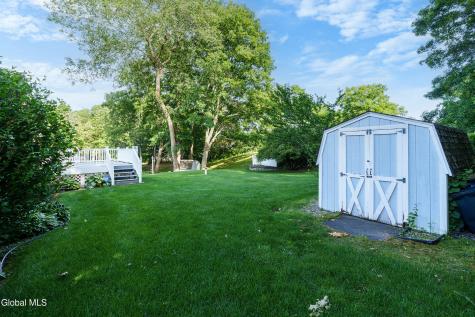 1118 Clute Crest Lane Niskayuna NY 12309