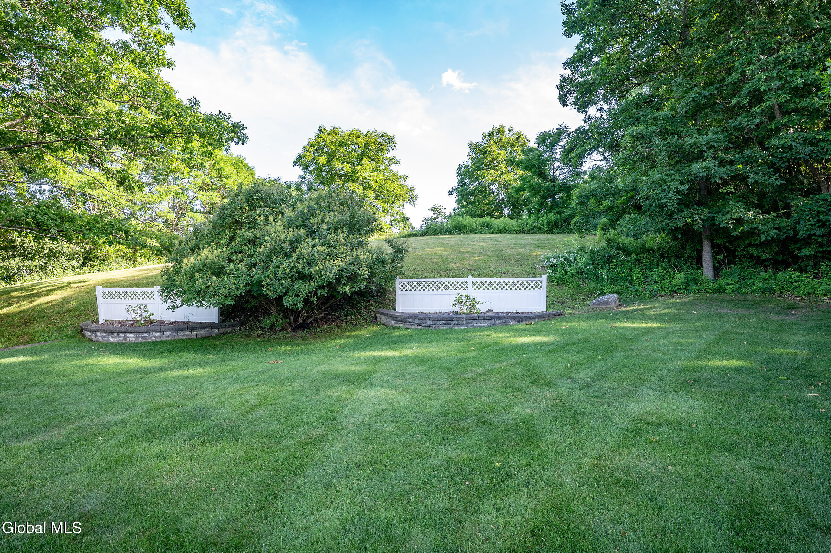1118 Clute Crest Lane Niskayuna NY 12309