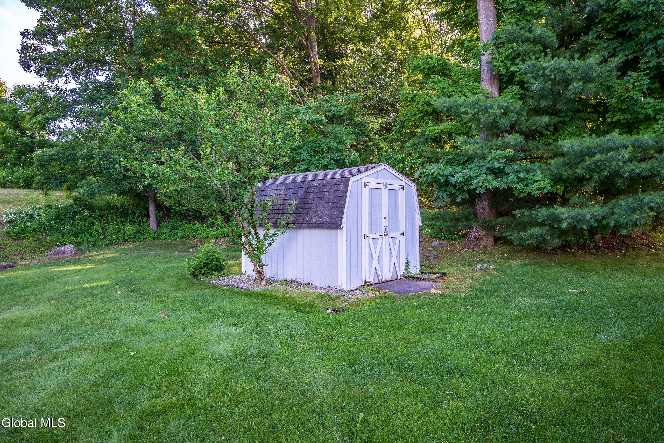 1118 Clute Crest Lane Niskayuna NY 12309