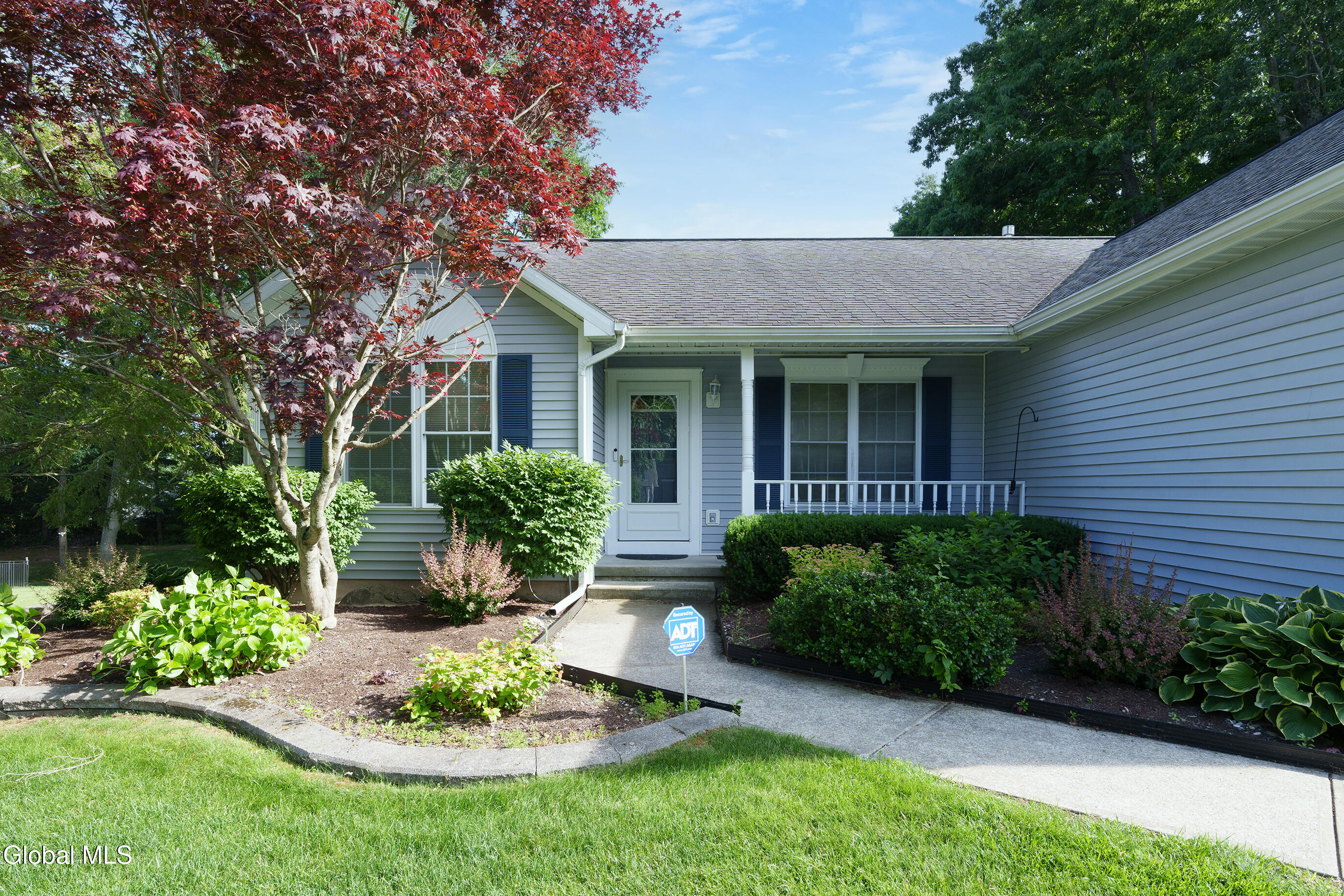 1118 Clute Crest Lane Niskayuna NY 12309