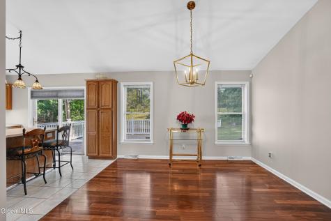 1118 Clute Crest Lane Niskayuna NY 12309