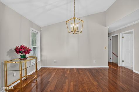 1118 Clute Crest Lane Niskayuna NY 12309
