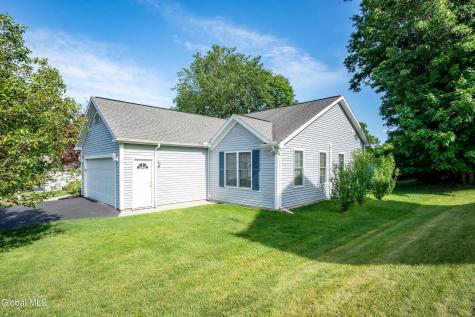1118 Clute Crest Lane Niskayuna NY 12309