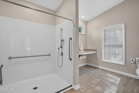 1118 Clute Crest Lane Niskayuna NY 12309