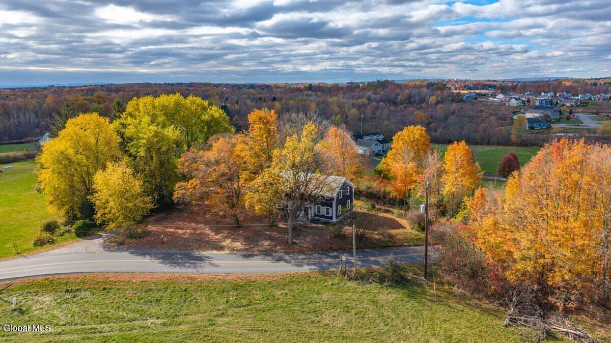 48 Mcbride Road Mechanicville NY 12118