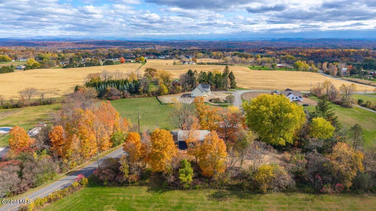 48 Mcbride Road Mechanicville NY 12118