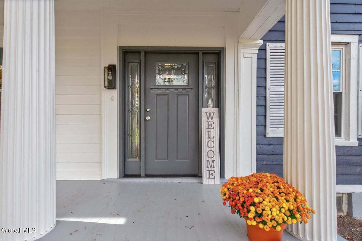 48 Mcbride Road Mechanicville NY 12118