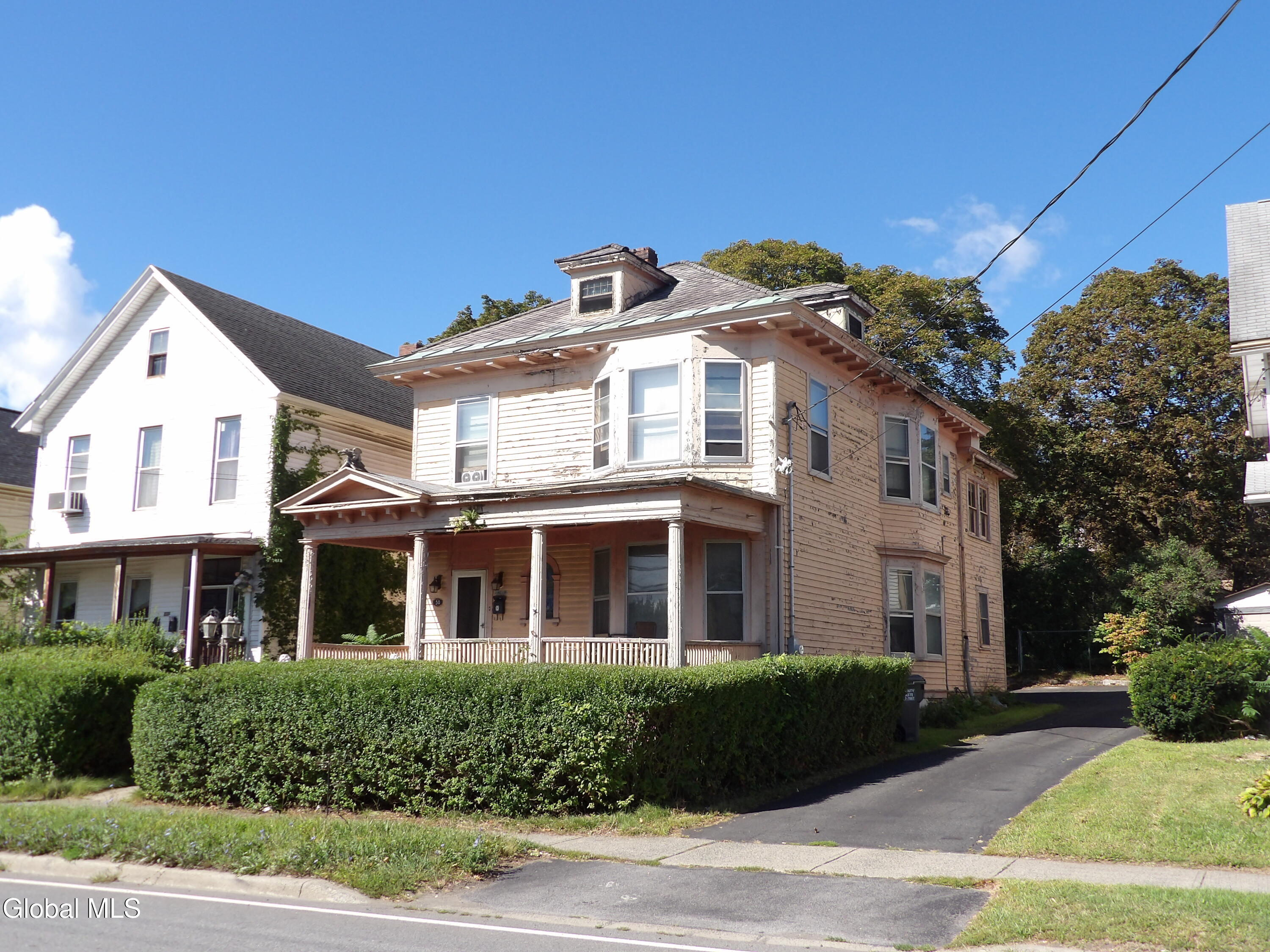 50 Saratoga Avenue Waterford NY 12188