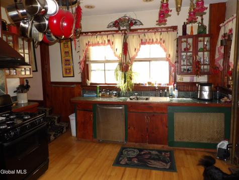 50 Saratoga Avenue Waterford NY 12188