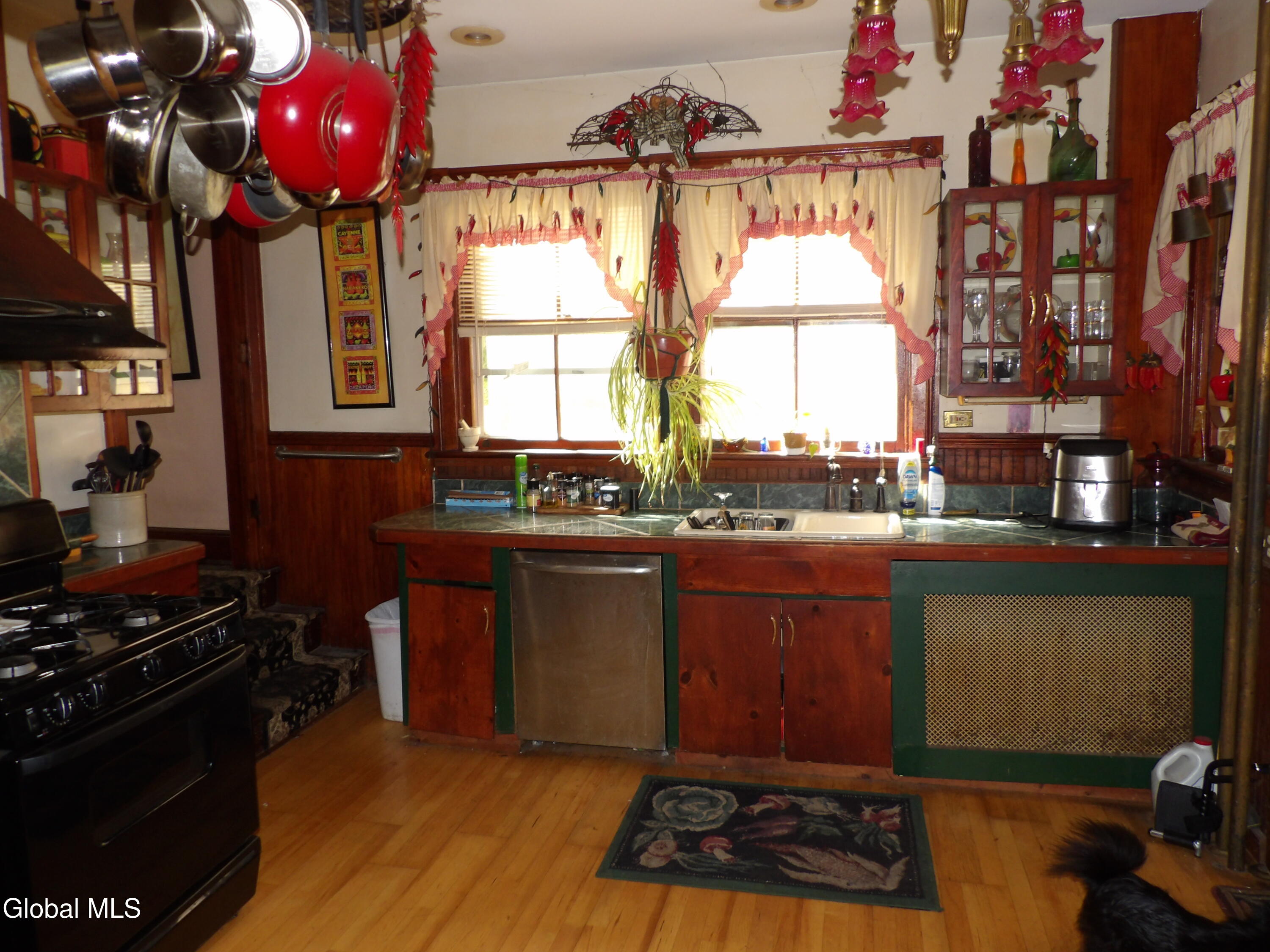50 Saratoga Avenue Waterford NY 12188