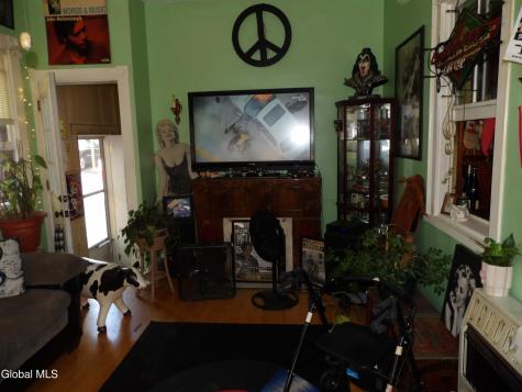 50 Saratoga Avenue Waterford NY 12188