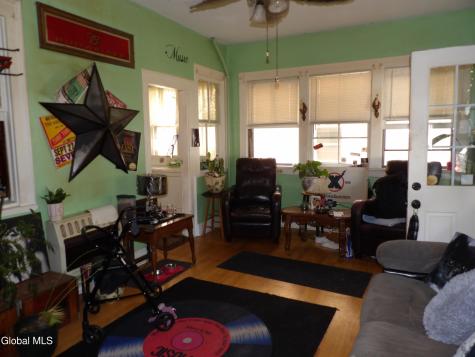 50 Saratoga Avenue Waterford NY 12188