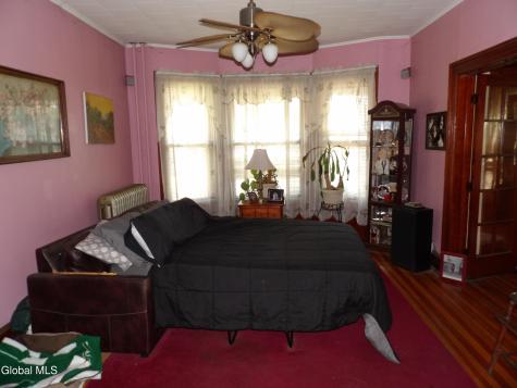 50 Saratoga Avenue Waterford NY 12188