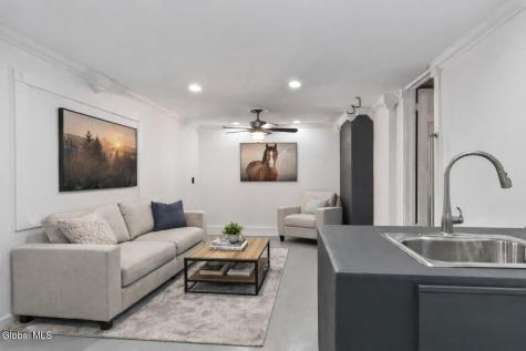 15 Maywood Drive Glenville NY 12302