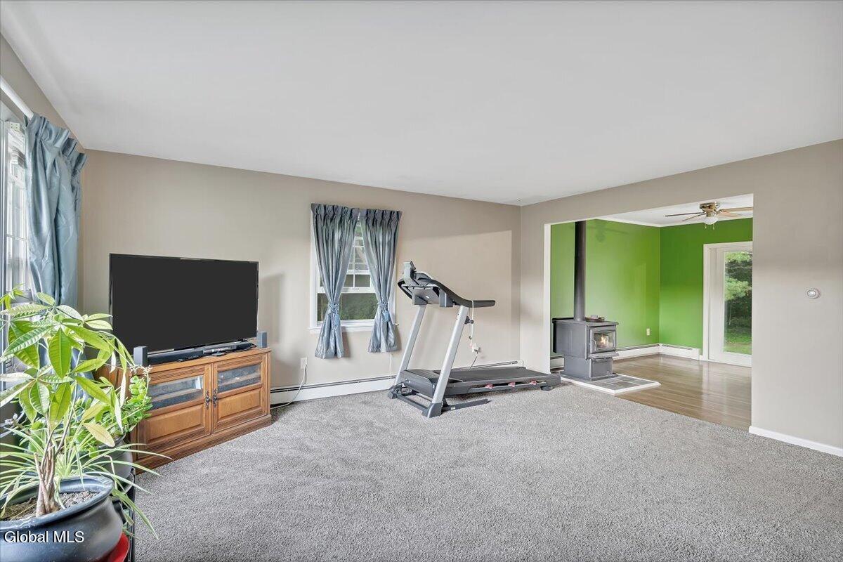 10 Diana Lane Troy NY 12180