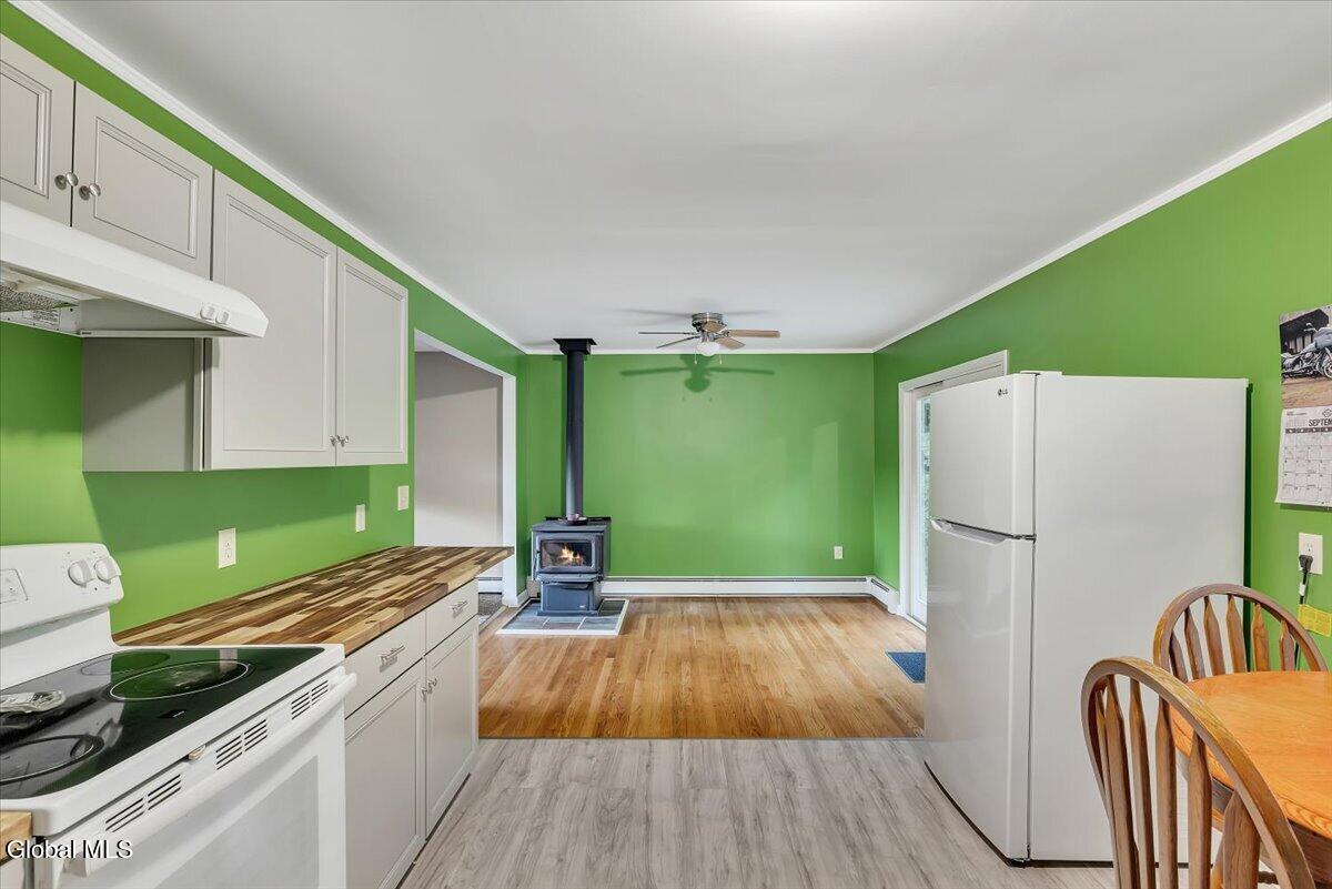 10 Diana Lane Troy NY 12180