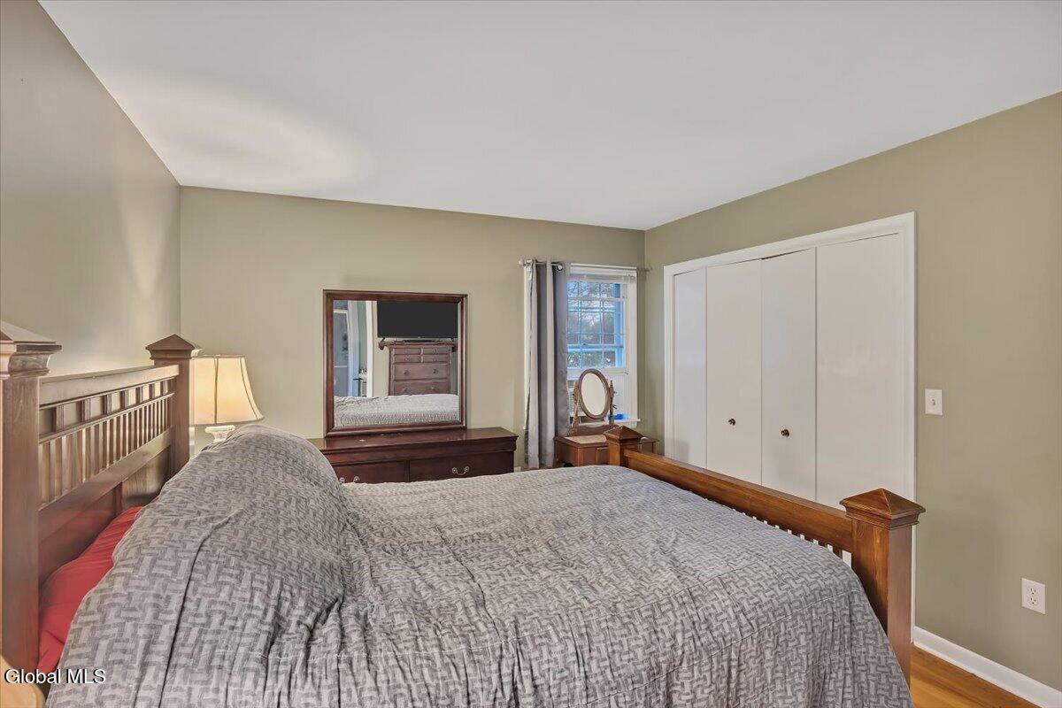 10 Diana Lane Troy NY 12180