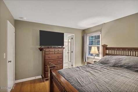 10 Diana Lane Troy NY 12180