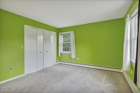10 Diana Lane Troy NY 12180