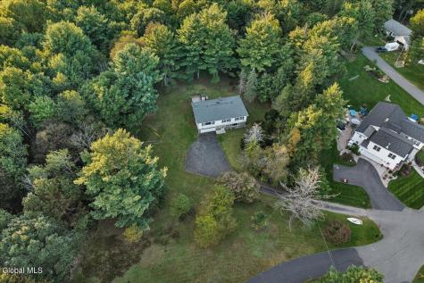 10 Diana Lane Troy NY 12180