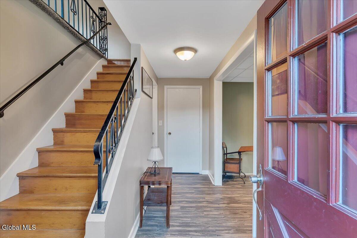 10 Diana Lane Troy NY 12180
