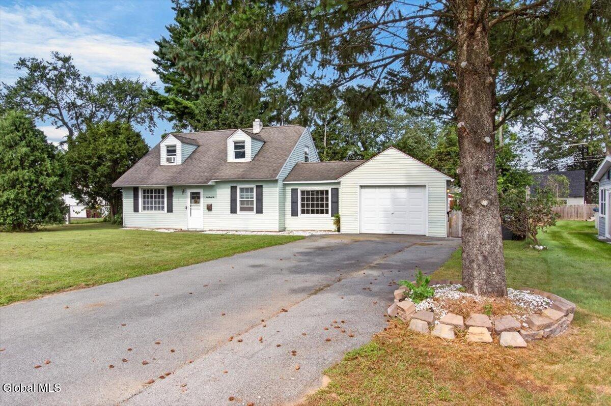 1066 Inner Drive Rotterdam NY 12303