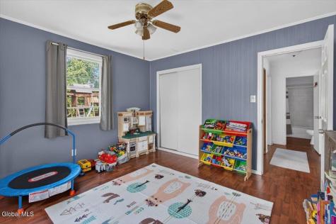 1066 Inner Drive Rotterdam NY 12303