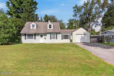 1066 Inner Drive Rotterdam NY 12303