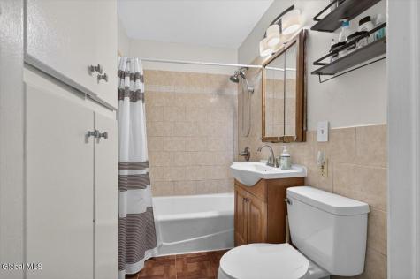 1066 Inner Drive Rotterdam NY 12303