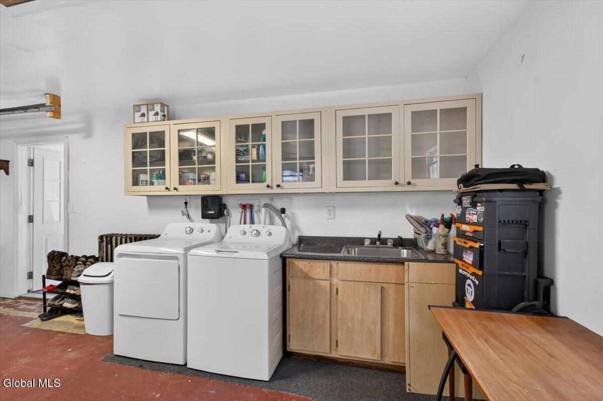 1066 Inner Drive Rotterdam NY 12303
