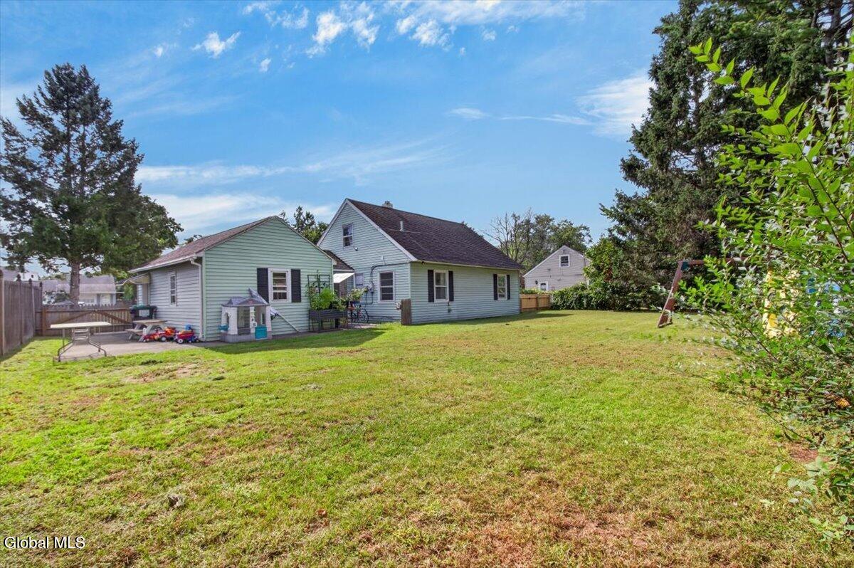 1066 Inner Drive Rotterdam NY 12303