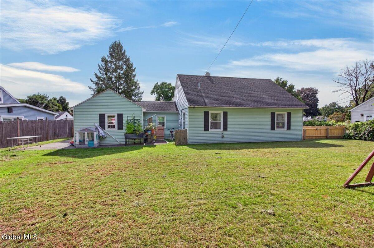 1066 Inner Drive Rotterdam NY 12303