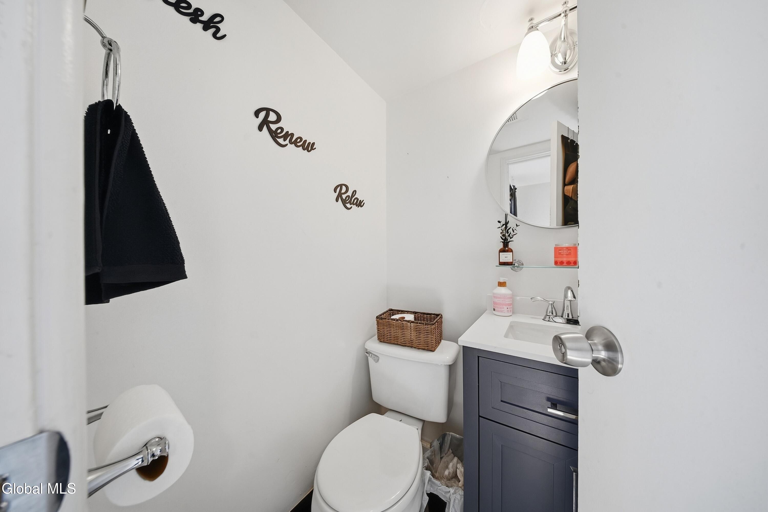 6 Tenandaho Lane Mechanicville NY 12118